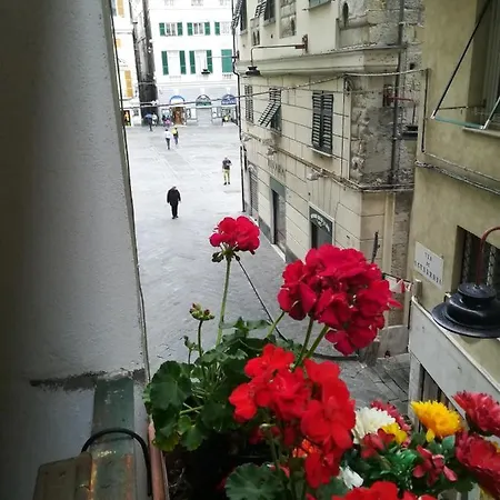 La Casa Accanto Al Duomo Генуя