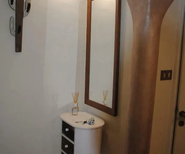 La Casa Accanto Al Duomo * Genova